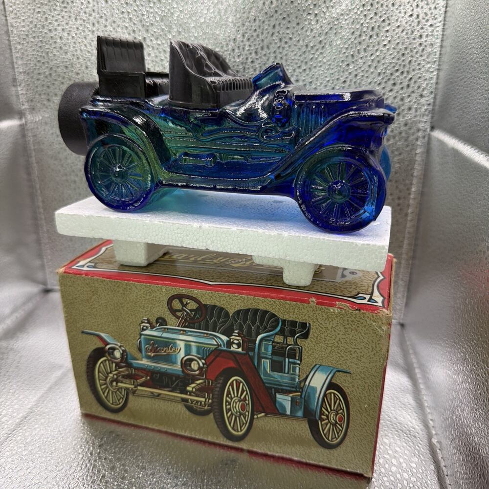 AVON Stanley Steamer Car Wild Country After Shave 5fl. oz. FULL & Box